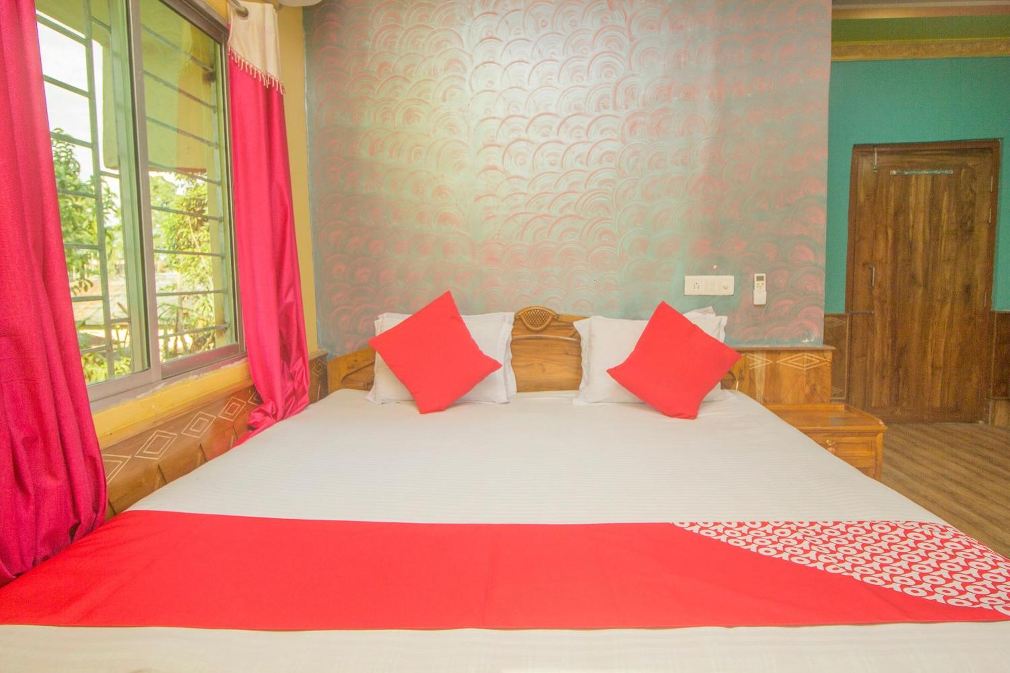 Hotel O Sandhana Homestay Rajabhat Khawa Esterno foto