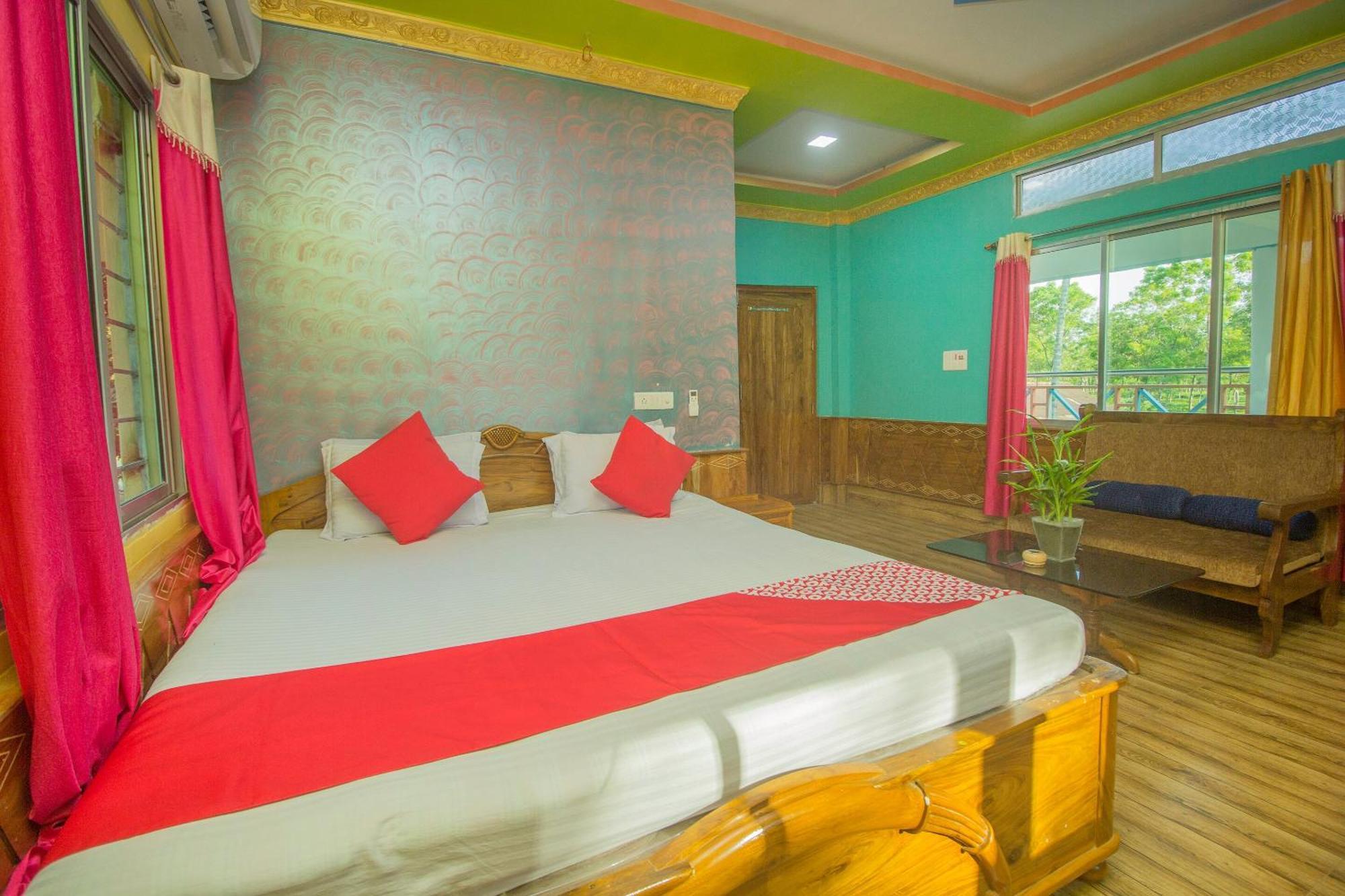 Hotel O Sandhana Homestay Rajabhat Khawa Esterno foto