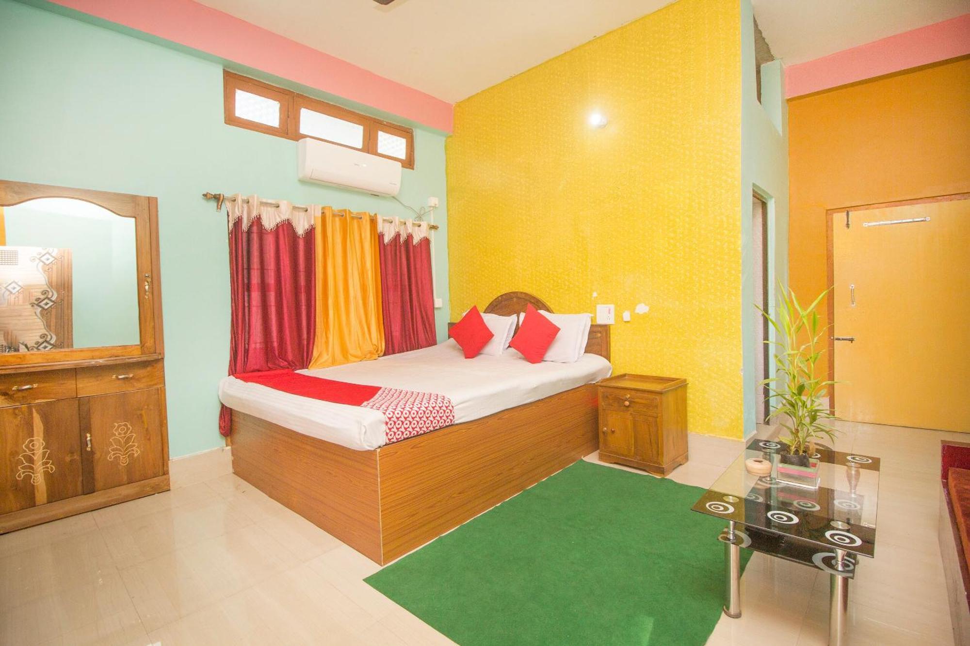Hotel O Sandhana Homestay Rajabhat Khawa Esterno foto