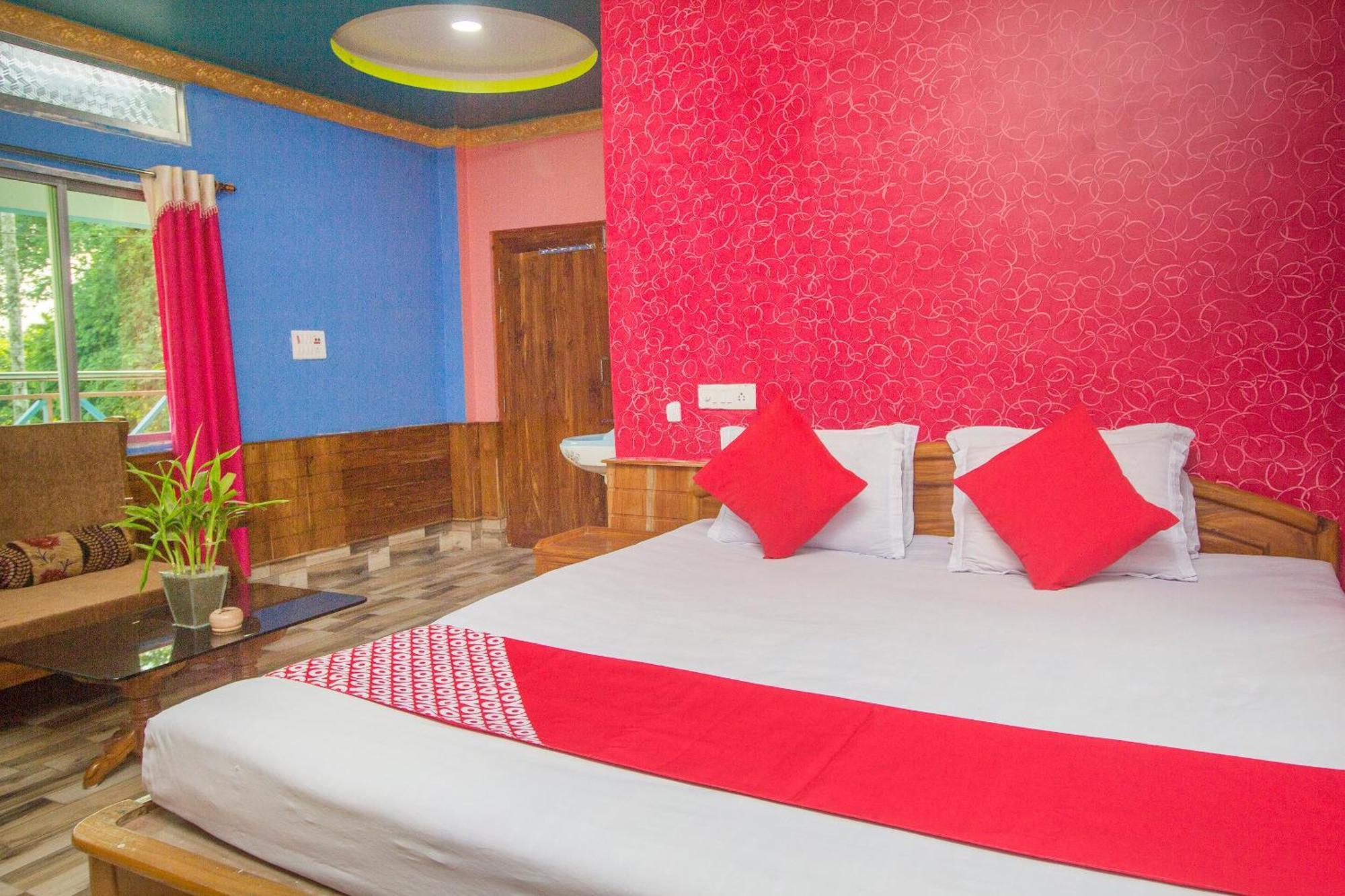 Hotel O Sandhana Homestay Rajabhat Khawa Esterno foto