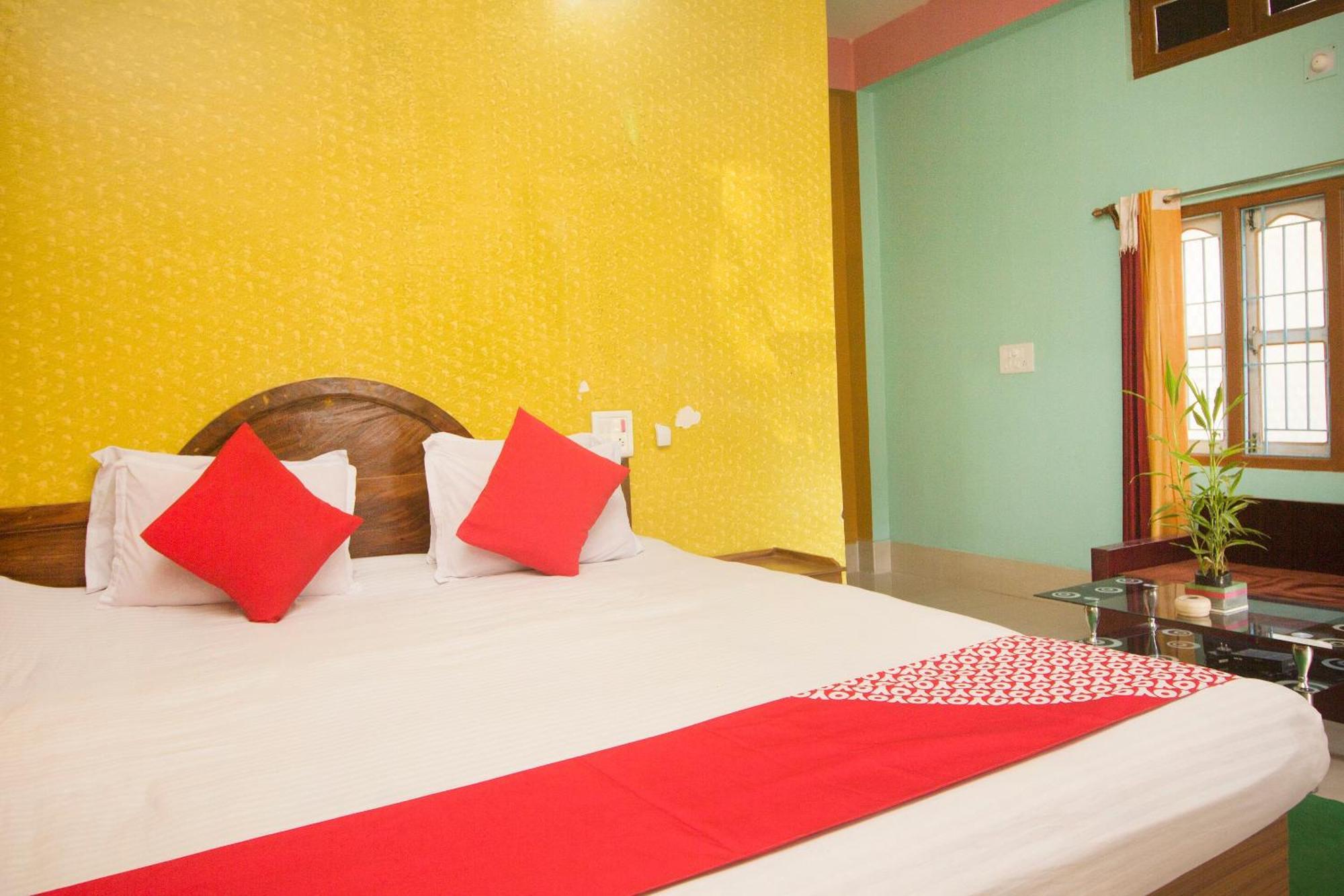 Hotel O Sandhana Homestay Rajabhat Khawa Esterno foto